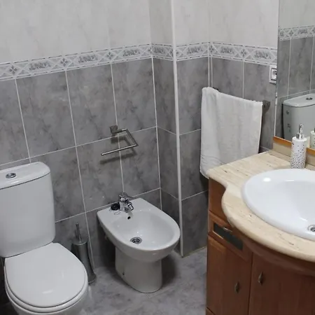 Soleado A Un Paso De La Playa *